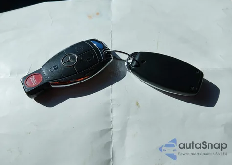 2009 Mercedes-Benz Ml 350 4Matic z USA, uszkodzony, nr VIN 4JGBB86E49A490448